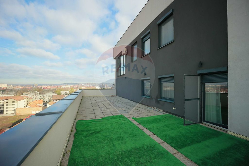 Apartament premium cu terasă panoramică în zona centra...
