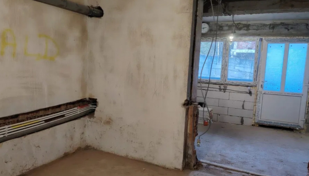 Apartament 2 camere, semidecomandat - zona Poiana Brasov