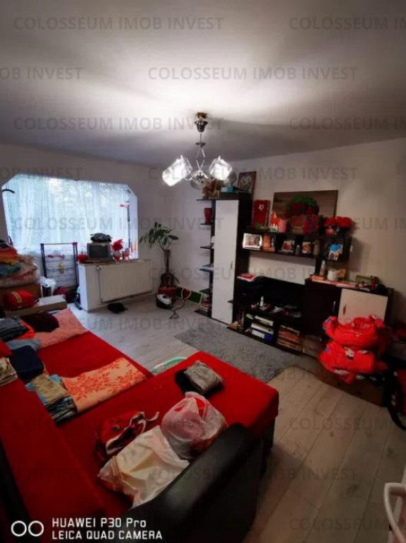 Apartament 4 camere, decomandat - zona Triaj
