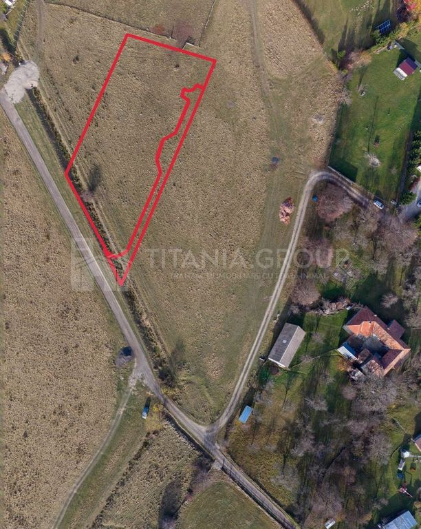 Teren intravilan parcelabil, priveliște spre munți, Soh...