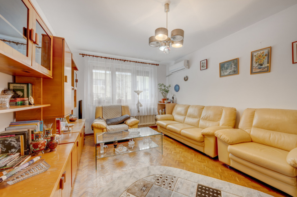 Apartament 3 camere decomandat Valea Calugareasca, Parc Drum