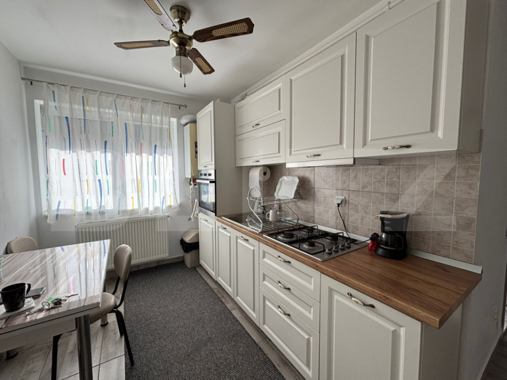 Apartament 3 camere, 53 mp, parcare subterana, zona Vivo