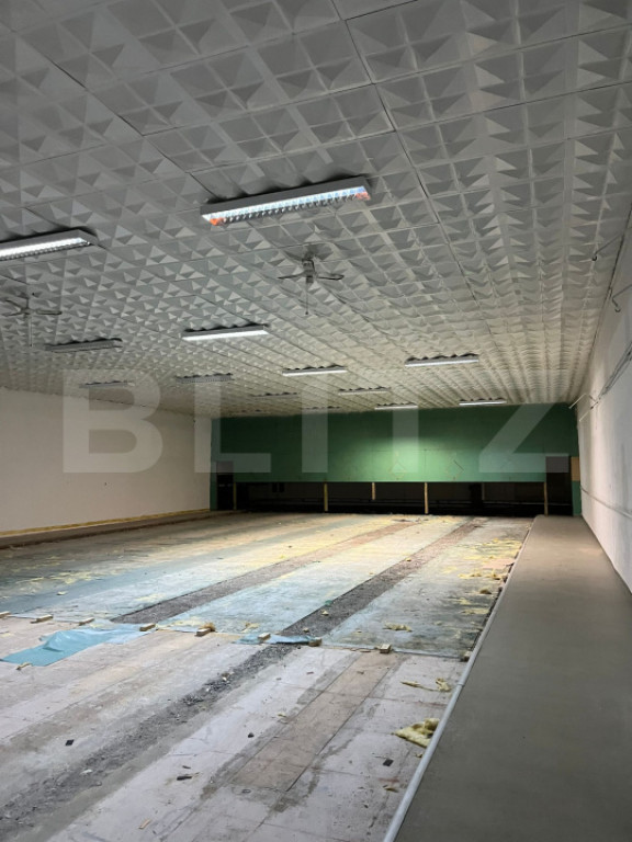 Spatiu comercial de inchiriat, 900 mp, zona Semicentral