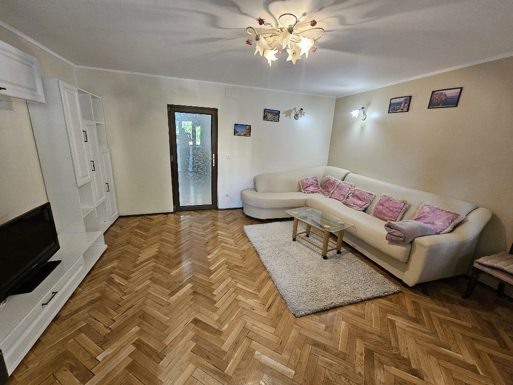 Închiriez apartament 3 camere – Copou, Iași langa Negruzzi Uaic