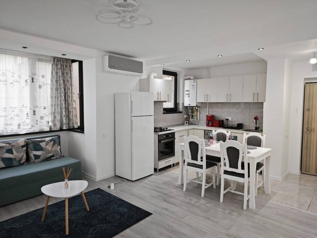 Închiriez studio 1 camera modern zona Gară de Nord