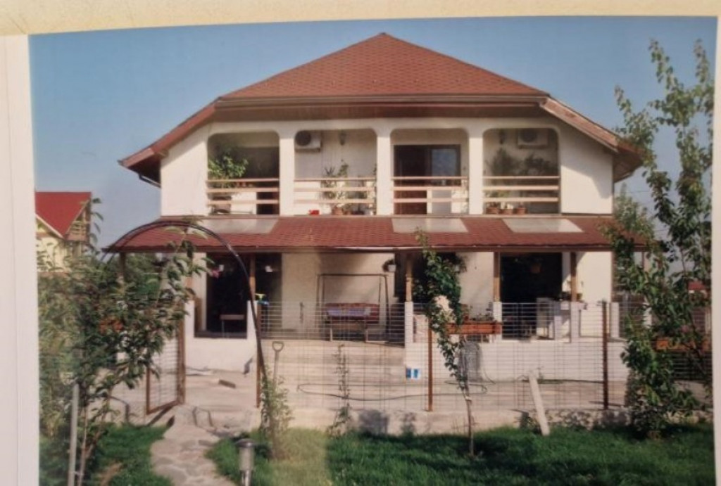 Magurele, casa de vanzare + magazin autoservire