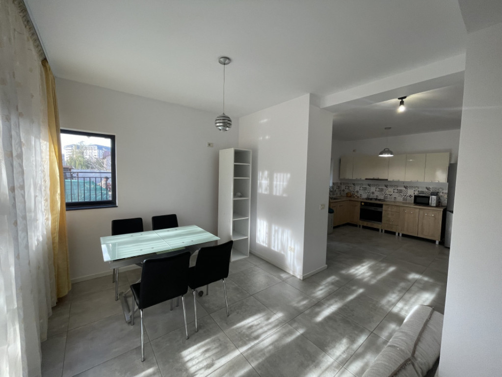 Vila de închiriat P+2E, 146mp, Bragadiru, Cartier Independe