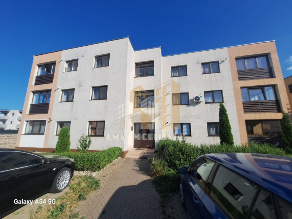 Apartament 3 camere spatios intr-o zona linistita din Ghimba