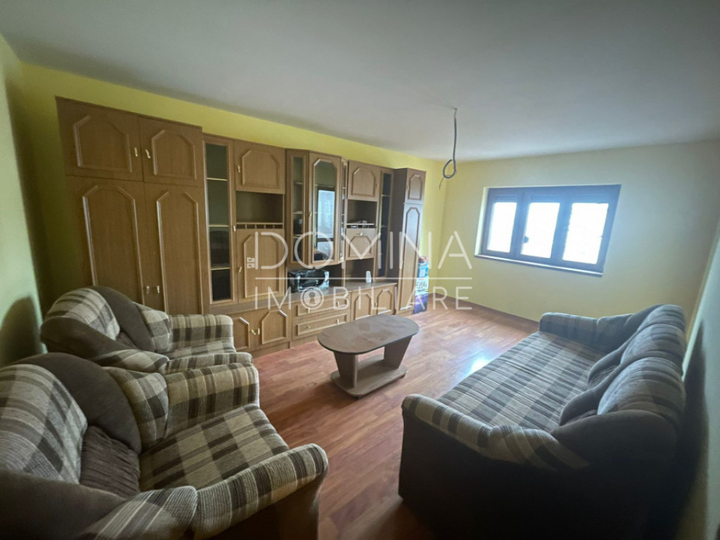 Apartament 3 camere, în Rovinari, Aleea Mesteacanului
