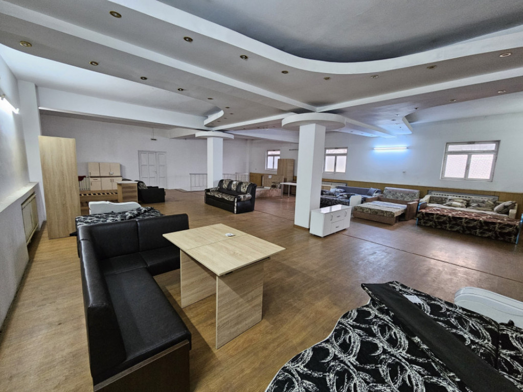 Spațiu comercial în Tg Jiu, strada 1 Decembrie 1918