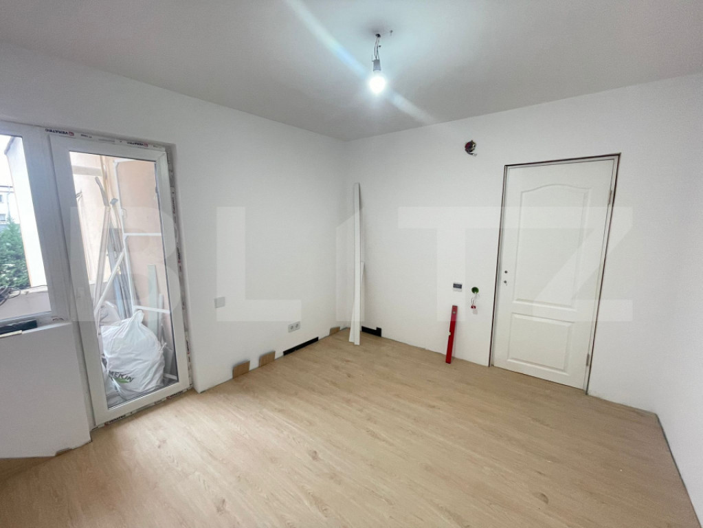 Apartament 3 camere decomandat , 54 mp, zona Restaurant Daci