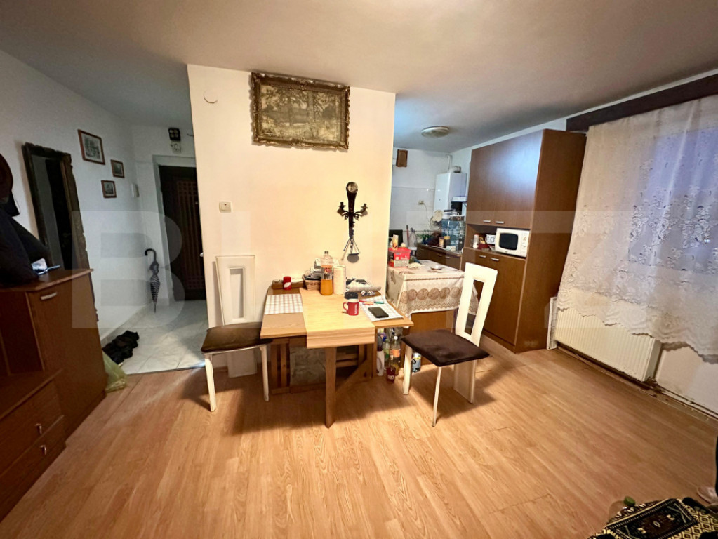 Apartament 2 camere zona centrala Cugir