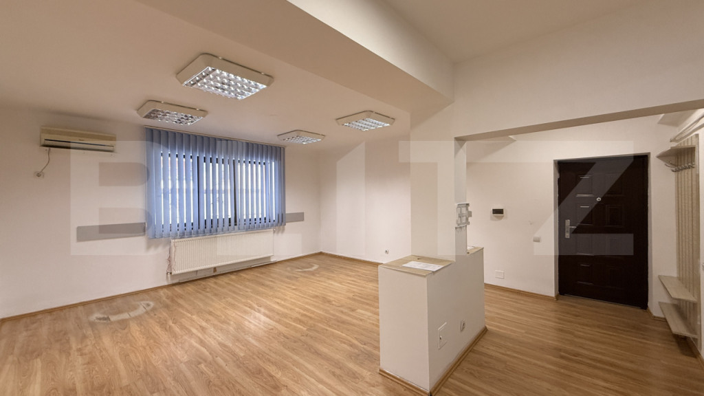 Apartament 3 camere parter, 97 mp utili, zona FORD Ferval