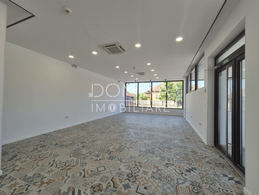 Spațiu comercial în Peștișani – poziție excelentă