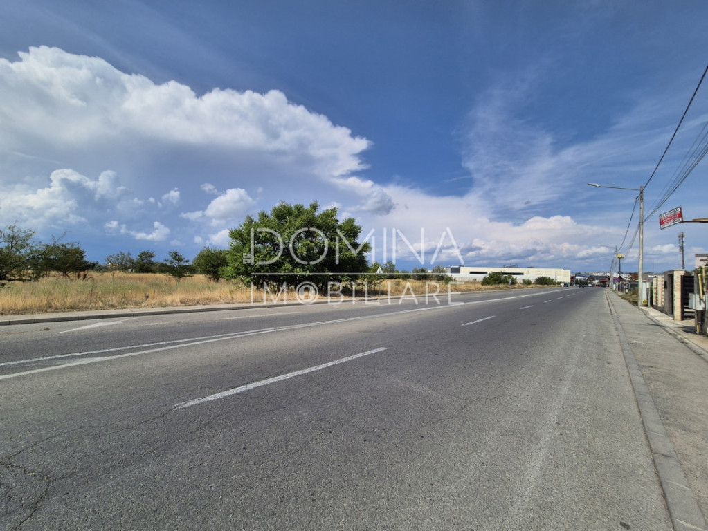 Teren intravilan 878 mp - proximitate Mall și Dedeman