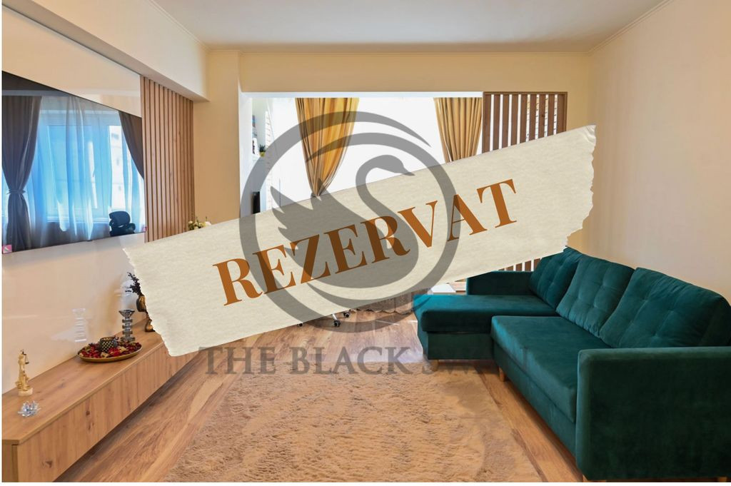 Apartament 3 camere, semidecomandat, et 4/4, Zona Democratie