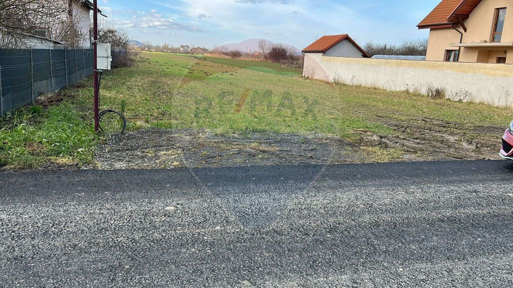 Teren de vânzare în Prejmer de 3,600 mp , intravilan cu...