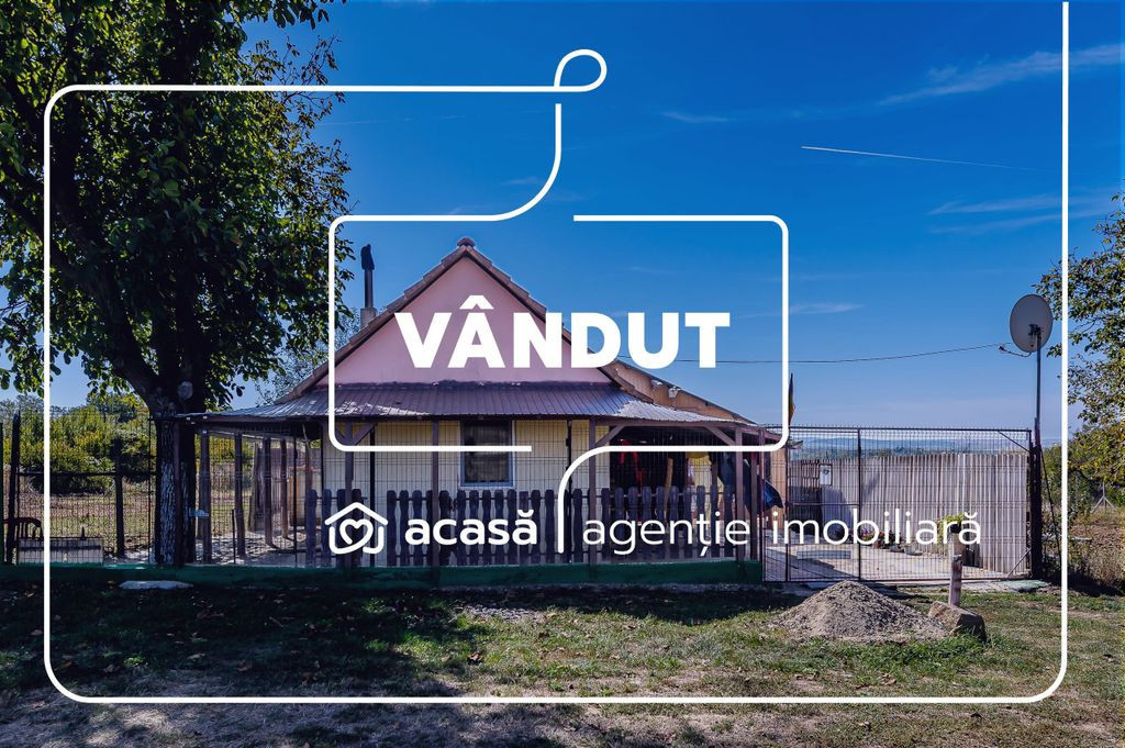 VÂNDUT - Casă cu teren generos și priveliște panorami...