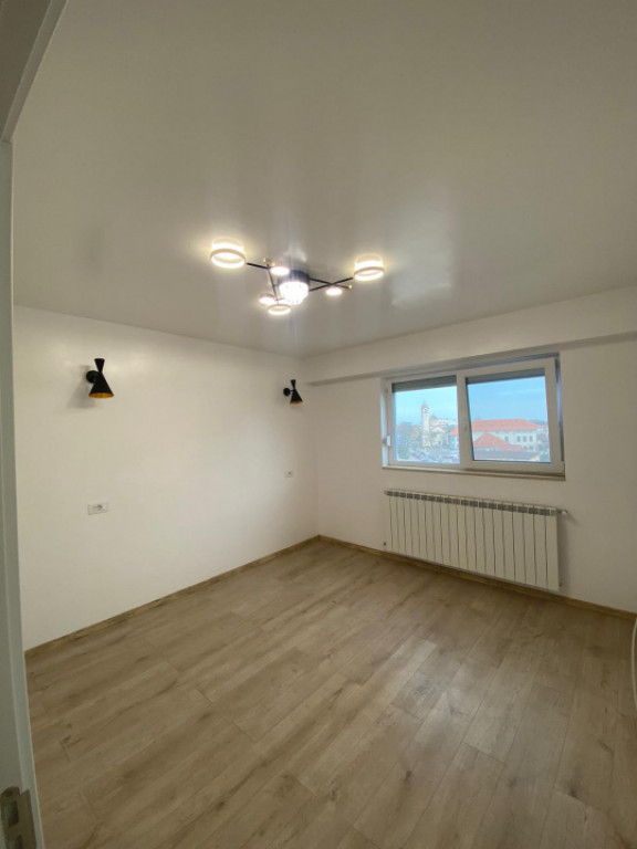 Apartament 2 camere Casa de Cultură, Constanta