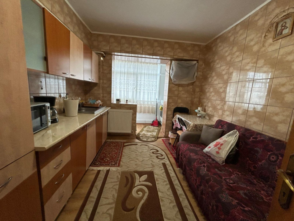 - Apartament 2 camere, confort 1 decomandat, Progresu, Mobi