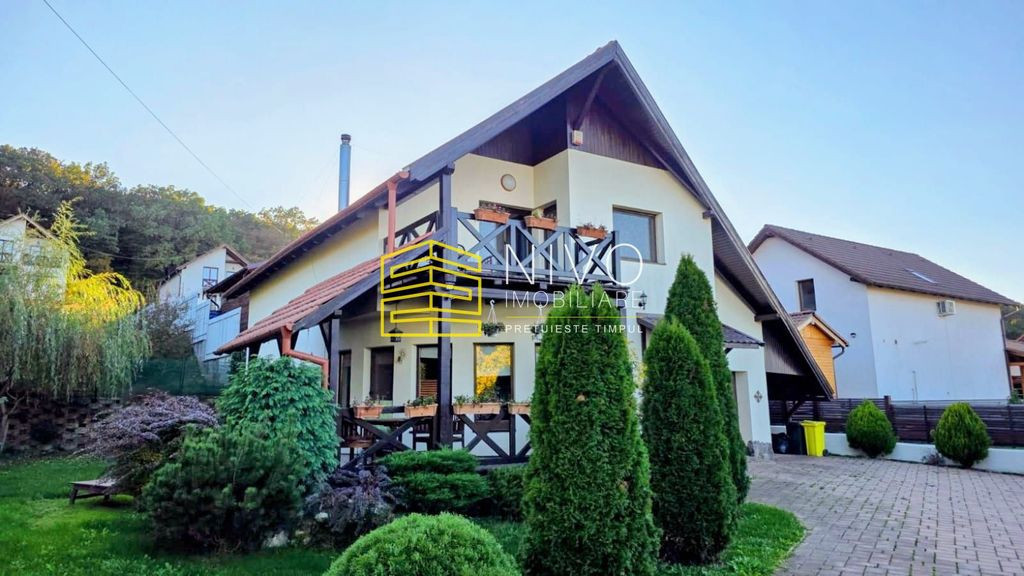 Casă singur în curte – Corunca – Zona Pensiunea Kor...