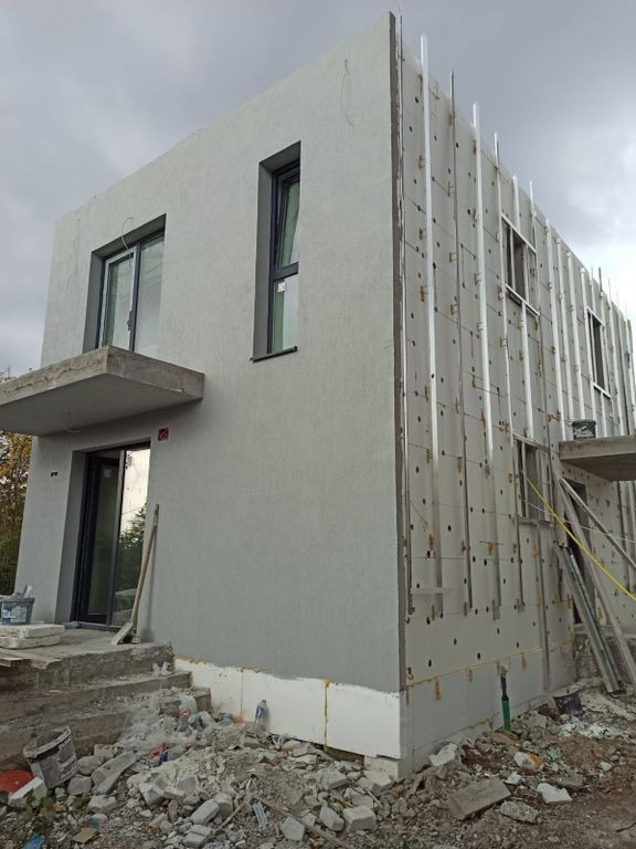 Vila ind.3cam+2bai+2parcari+192mp curte/centru Popesti-Le...