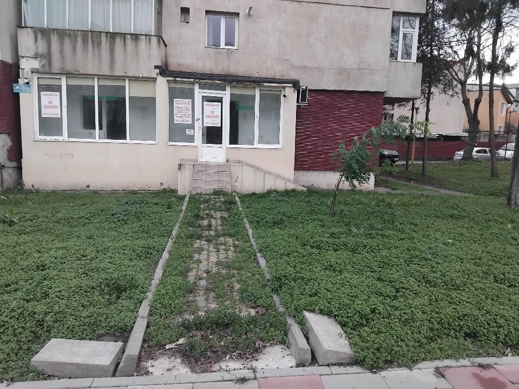 Spațiu comercial 3 birouri Dacia