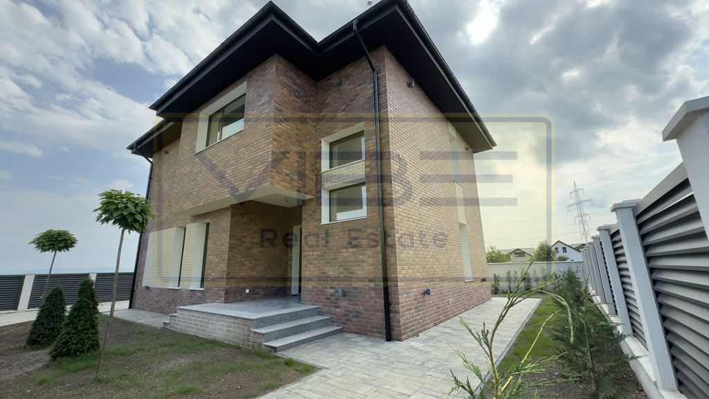 Apartament 2 camere Bloc Nou, PROFI 350 euro!!