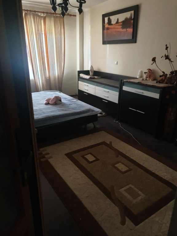 Apartament 4 camere Mârșa ultracentral