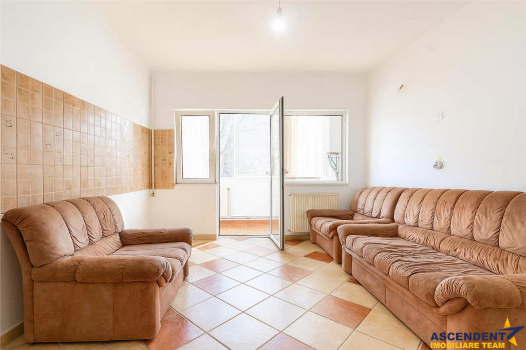 Tur 3D! Rezidential birouri cabinet, 100 mp, Centrul Civic