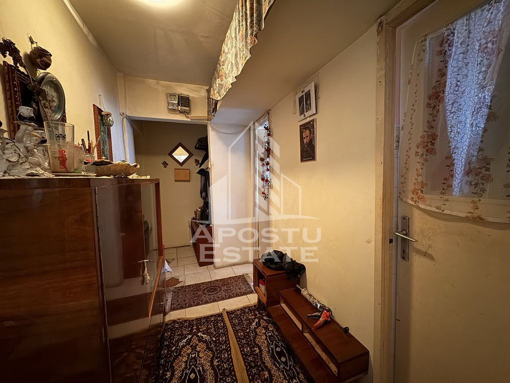 Apartament 2 camere , nedecomandat, 39mp utili, et.3/4, z...