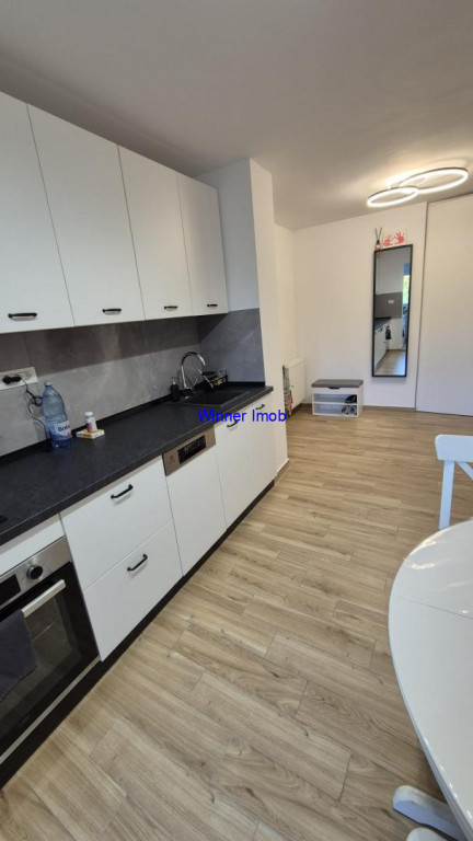 Vanzare apartament cu 3 camere Arena Nationala