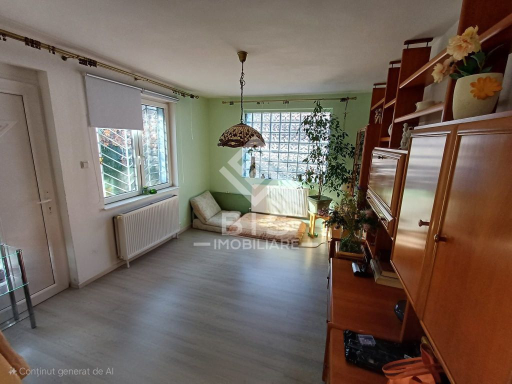 Casa 5 camere, D+P+1, Zona Nord