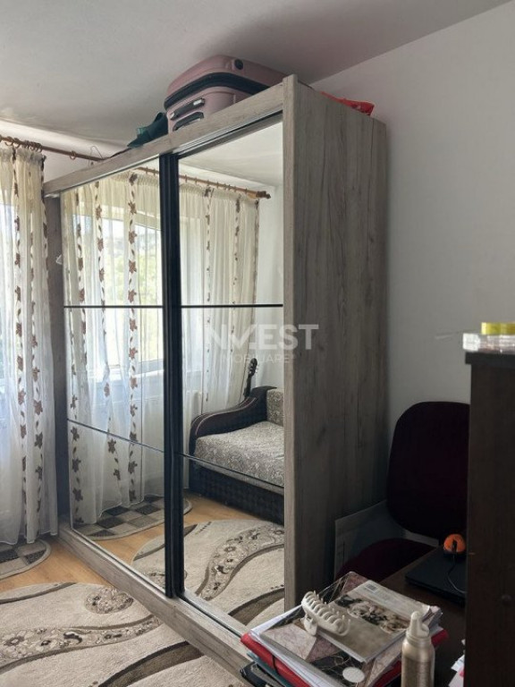 Apartament de vanzare 3 camere, zona Pacurari, Iasi