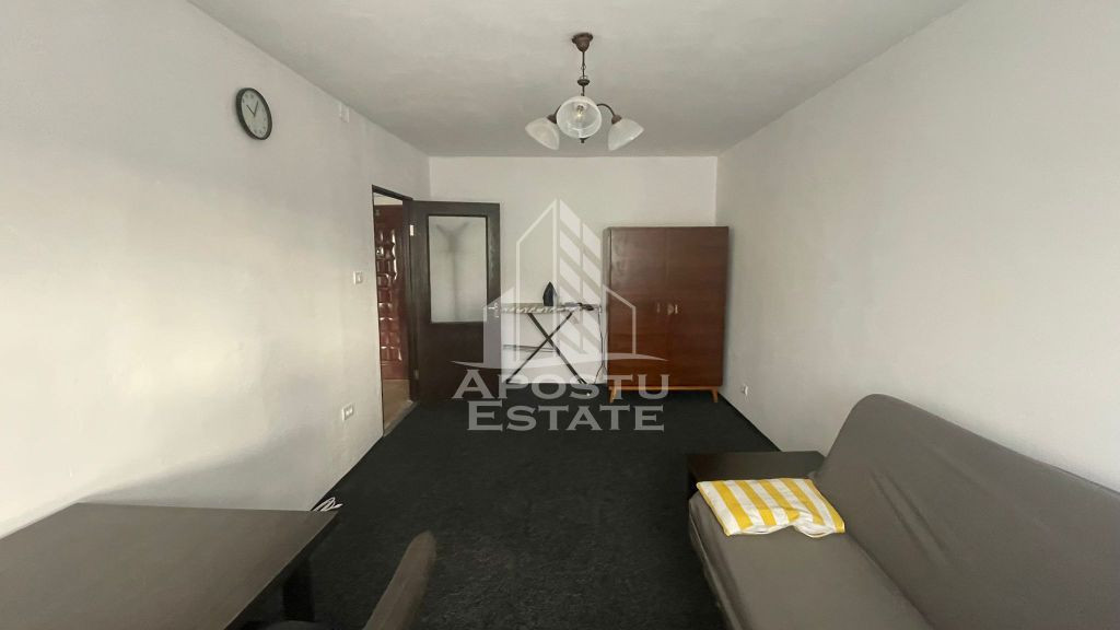 Apartament cu 2 camere, centrala proprie, zona Girocului