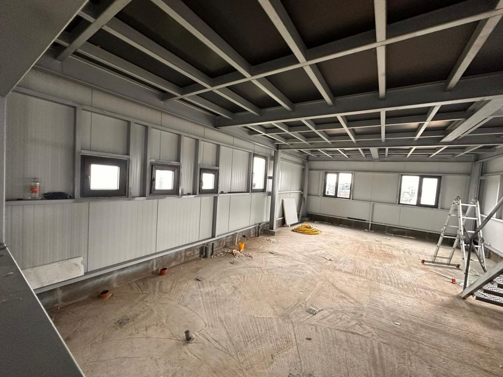 Hala (depozit) si birouri, zona Theodor Pallady, A2