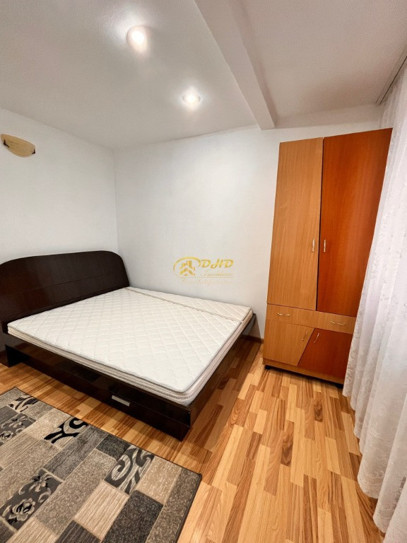 Apartament 3 camere - Alexandru cel Bun