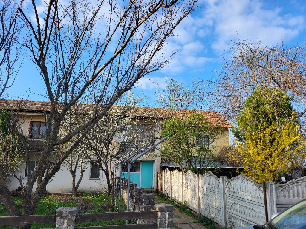 Apartament 3 camere Bd. Independentei Bl. T2 Turnu Magurele