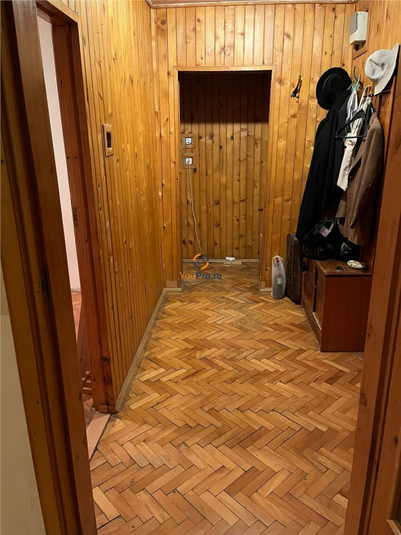 Garsoniera cocheta mobilata si utilata zona Buziasului