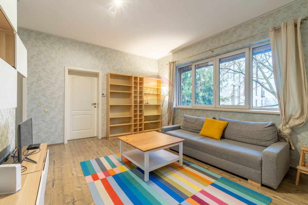 Apartament 3 camere de inchiriat Andrei Muresanu Str.Pred...