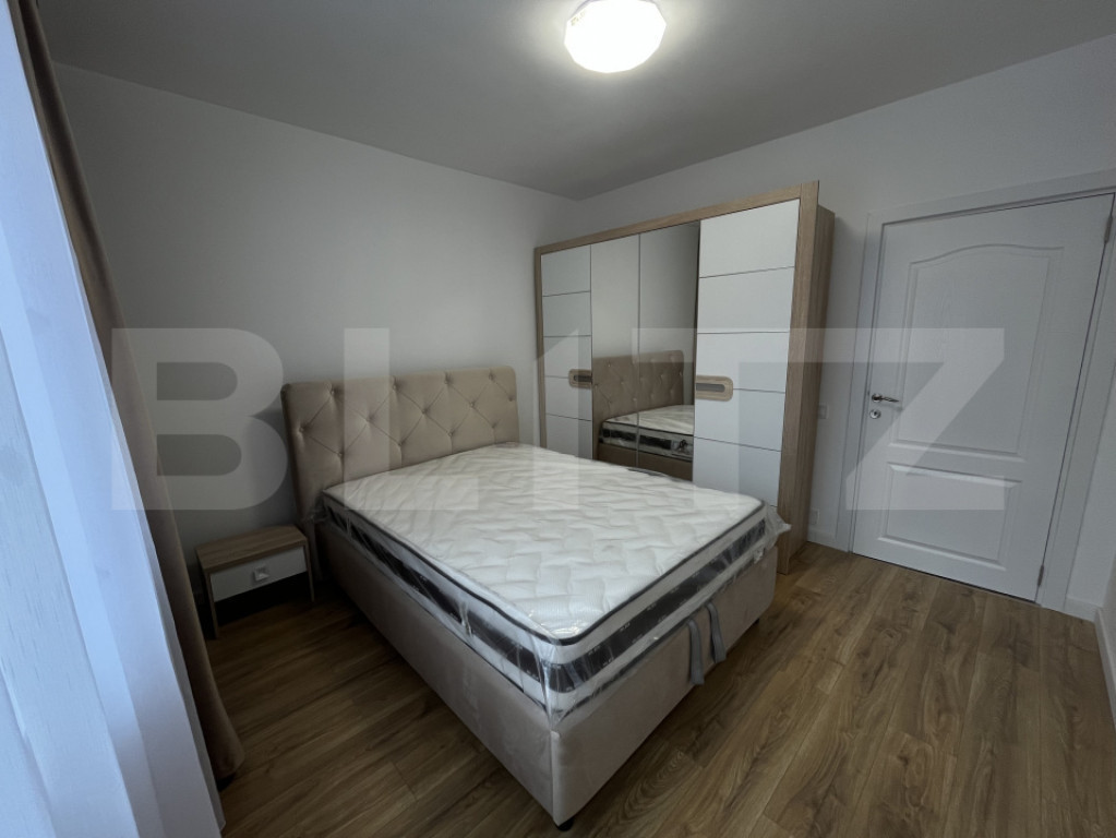 Apartament cu 3 camere, prima închiriere, parcare subteran?