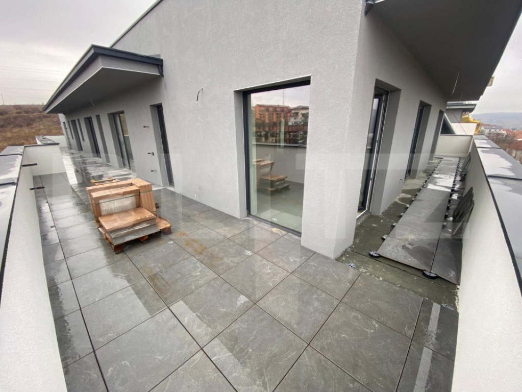 Apartament 2 camere, 47, 83 mp, balcon, parcare, Restaurant