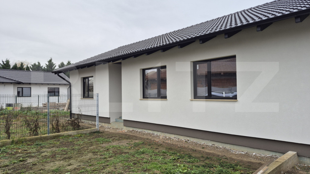 Casa cu 4 camere semifinisata, 92 mp, teren 400 mp, in Veti