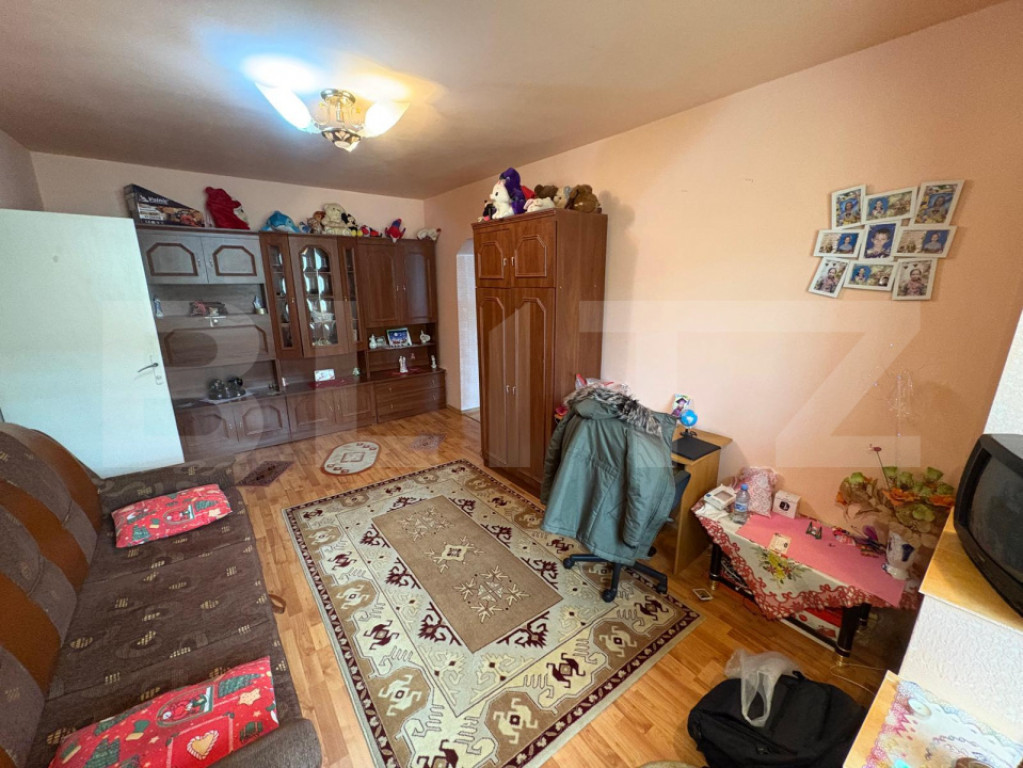 APARTAMENT 2 CAMERE SEMI-DECOMANDAT 51.000 euro