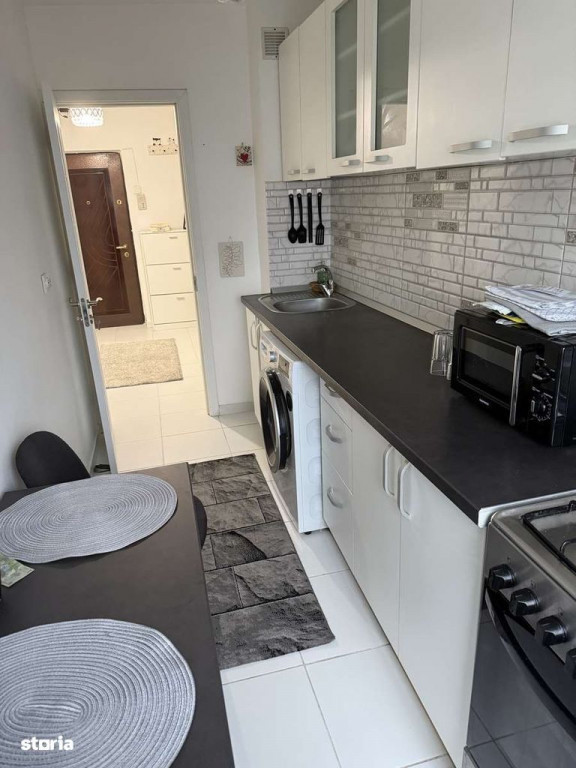 Vitan mall zizin aleea banu udrea