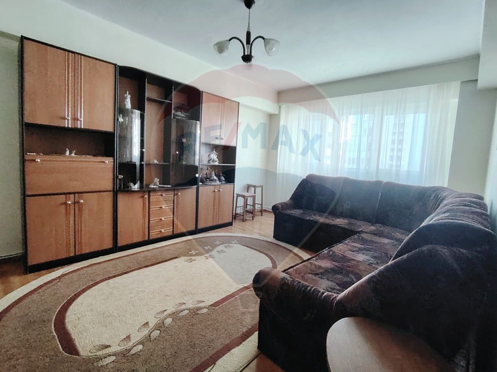 Apartament cu 2 camere de inchiriat, ultracentral, Bd. Tr...