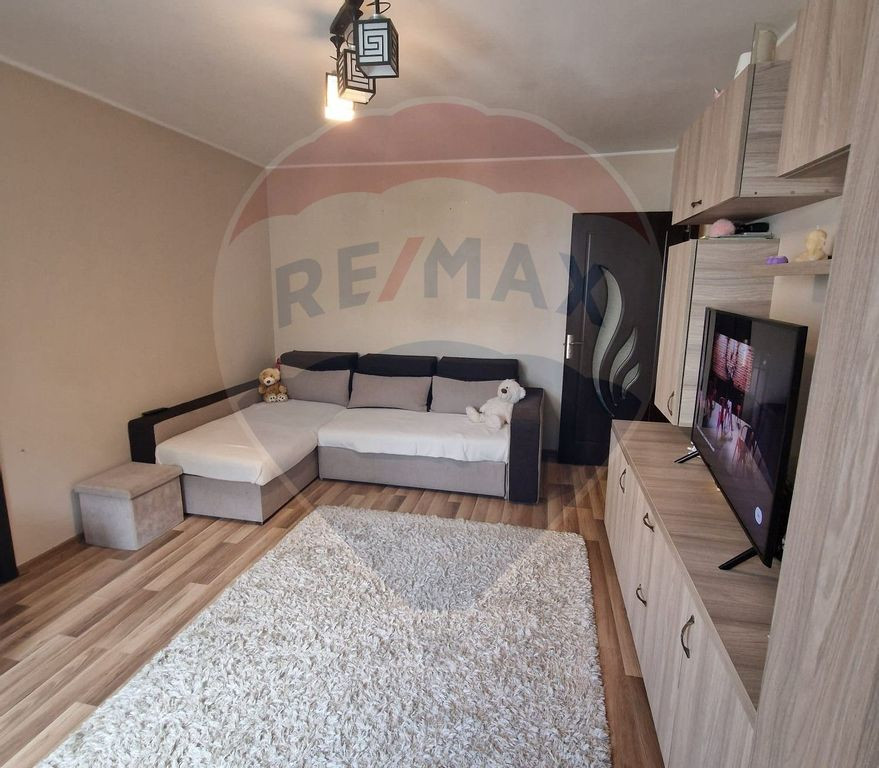 Apartament cu 2 camere de vânzare - zona linistita