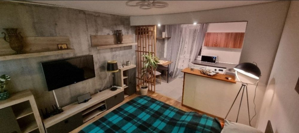 Garsoniera de zona Tractorul