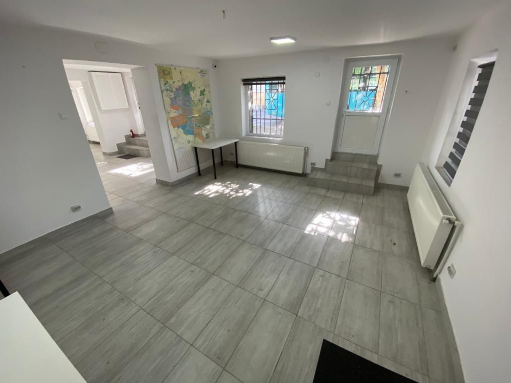 Parter Vila 146mp 7-camere acces din Bulevadul Marasesti ...