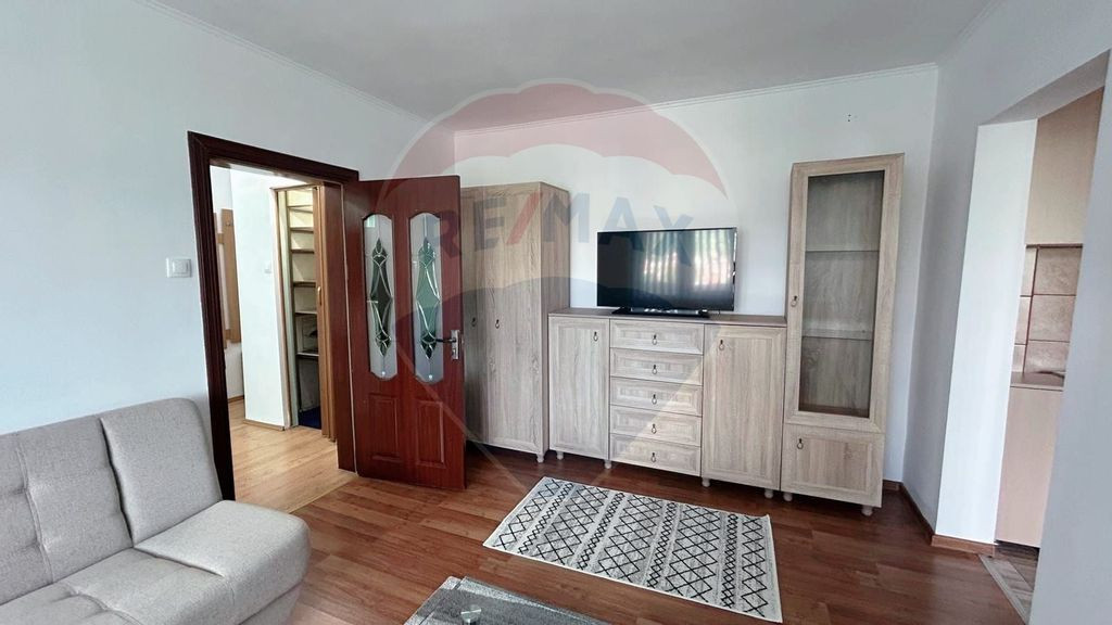 APARTAMENT CU PRIVELISTE IN ZONA ULTRACENTRALA